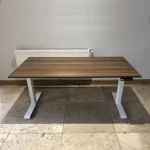 Escritorio Eléctrico Ascend Pro 160 cm | Rango 60-125 cm Doble Motor | Café/Blanco